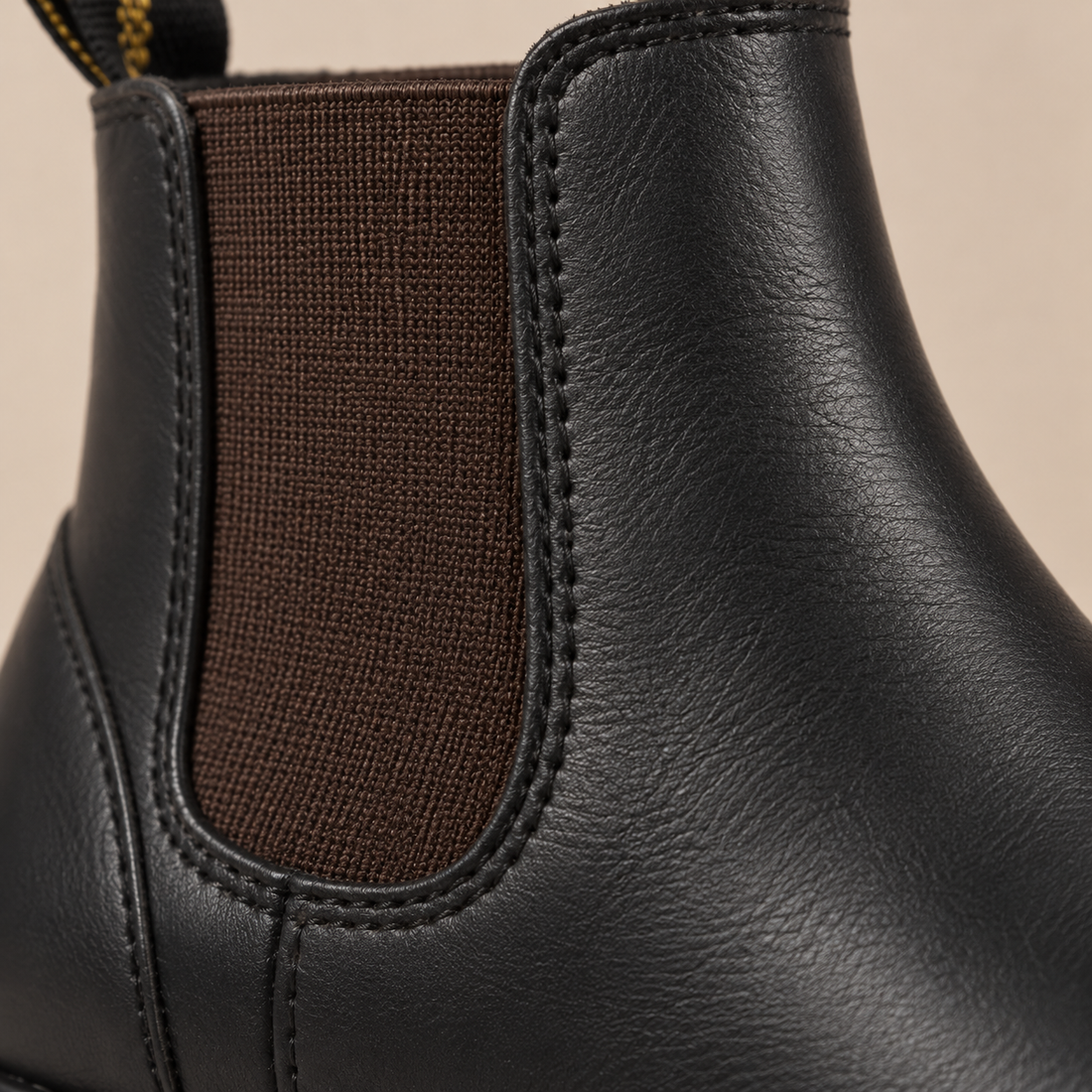 Chelsea boots voor dames met elastische inzetten en aantreklussen