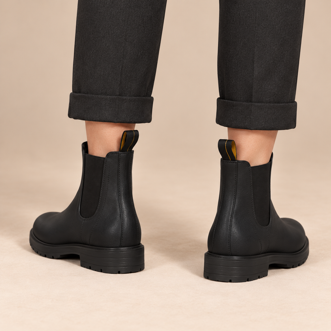 Chelsea boots voor dames met elastische inzetten en aantreklussen