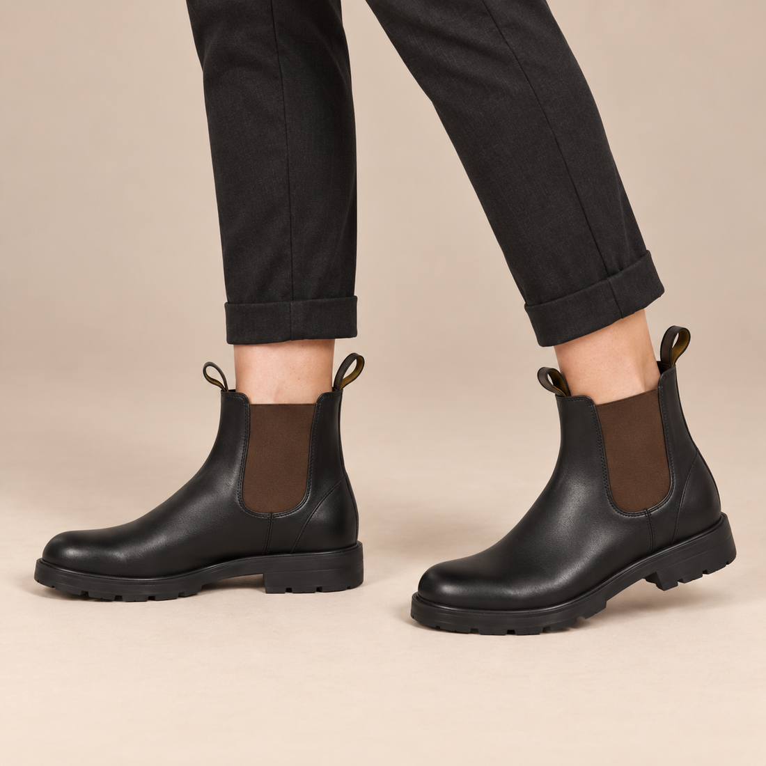 Chelsea boots voor dames met elastische inzetten en aantreklussen