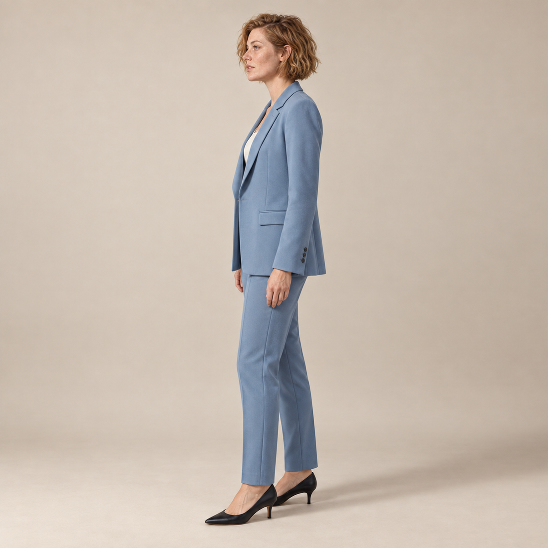 Blazer- en broekset voor dames met reverskraag en rechte pijpen
