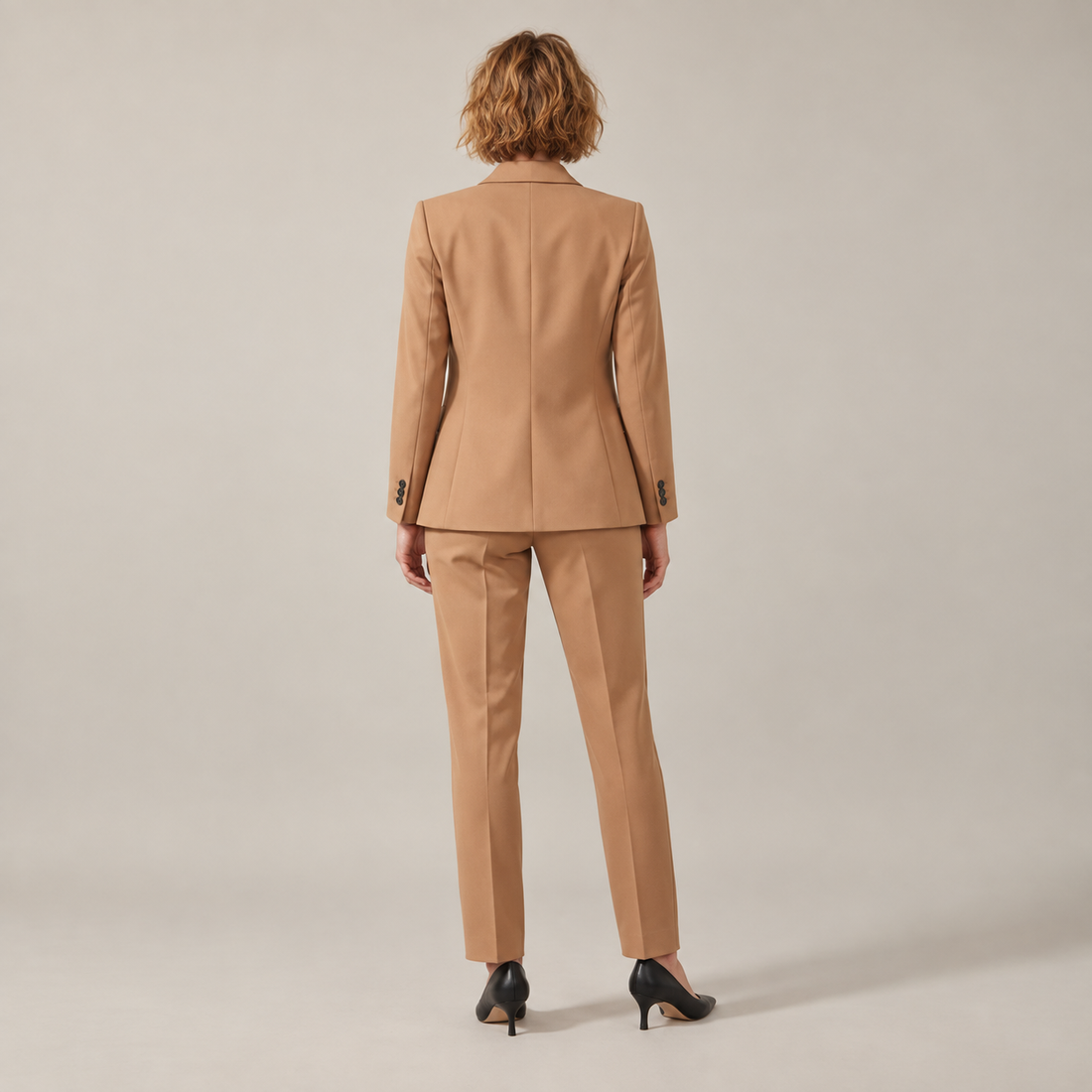 Blazer- en broekset voor dames met reverskraag en rechte pijpen