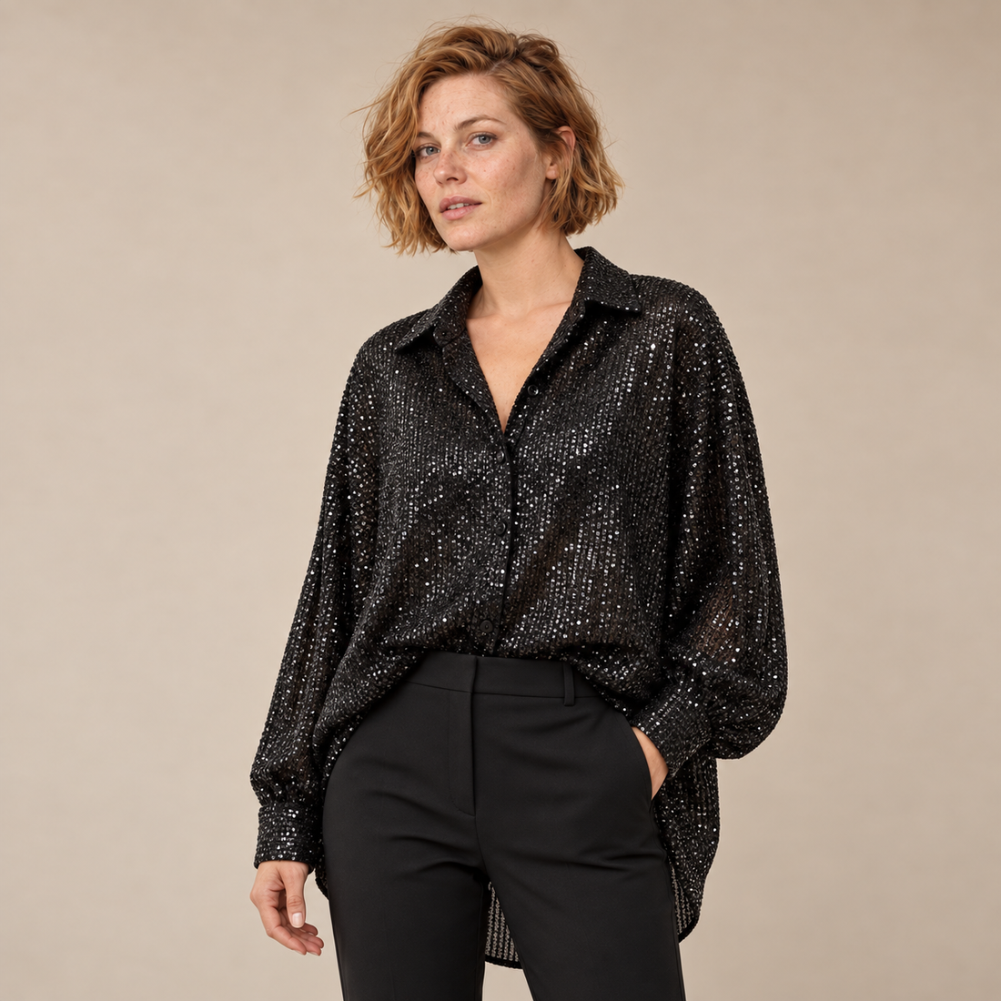 Oversized blouse voor dames met lange mouwen en glinsterend design