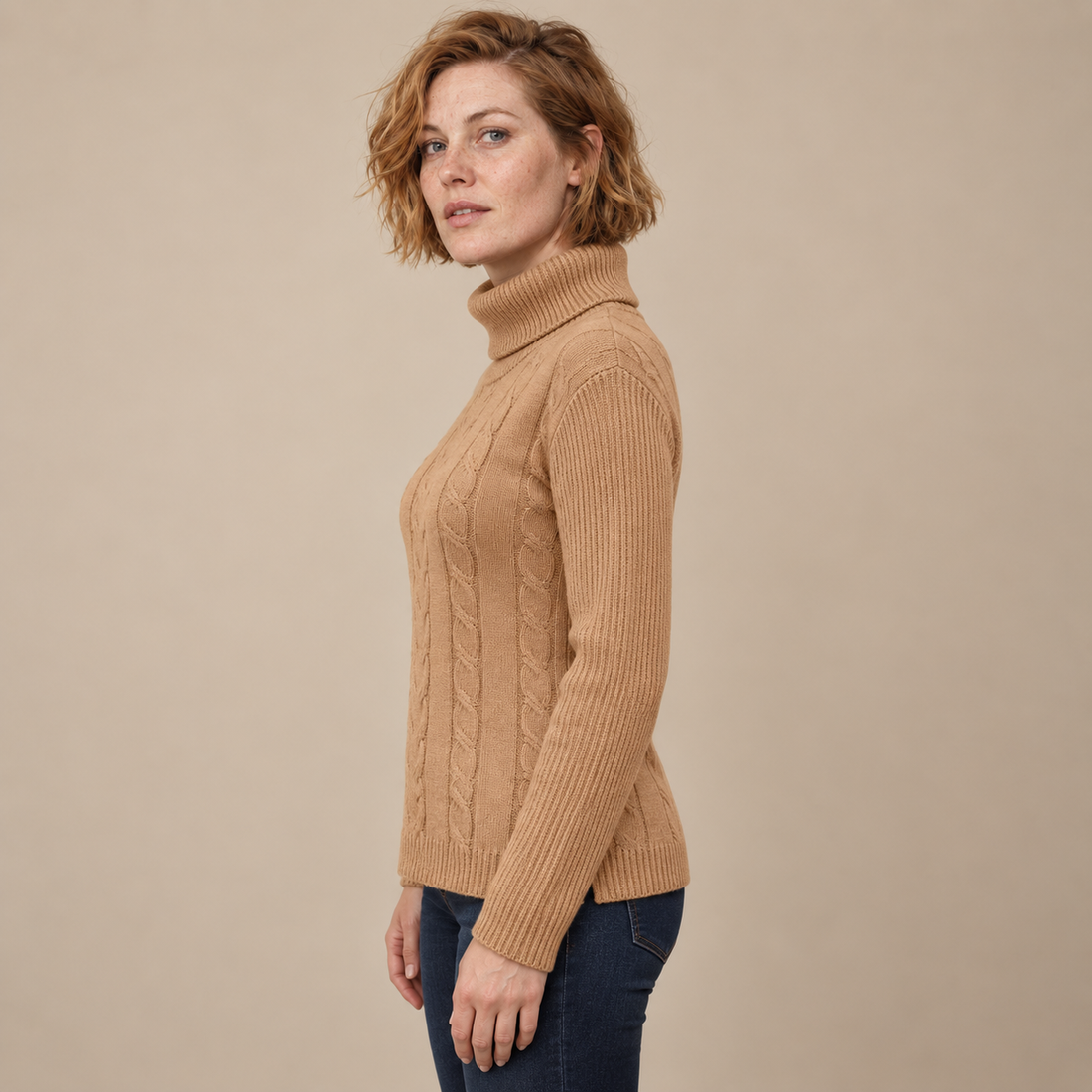 Kabeltrui voor dames met col en lange mouwen