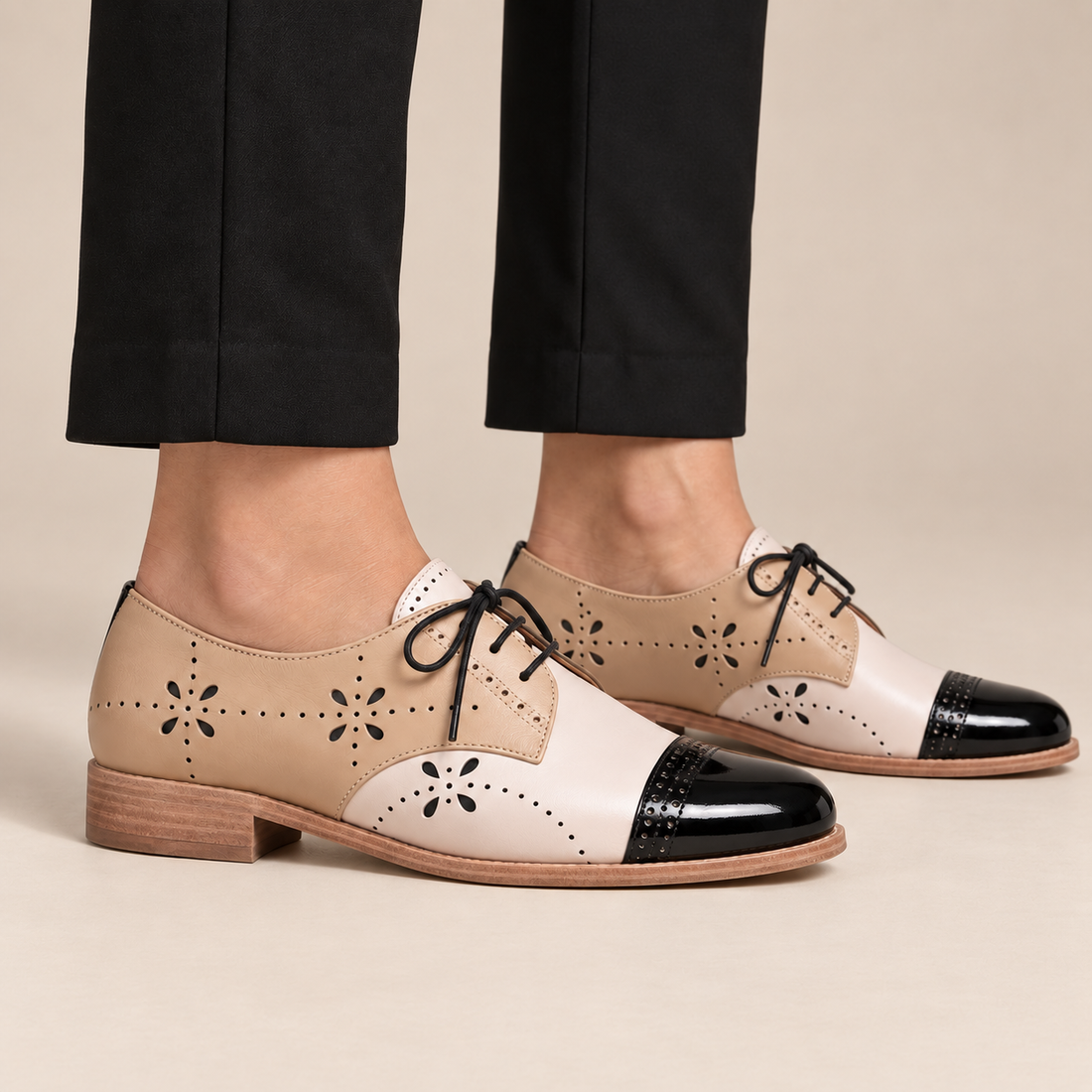 Oxfordschoenen voor dames met lage hak voor op kantoor