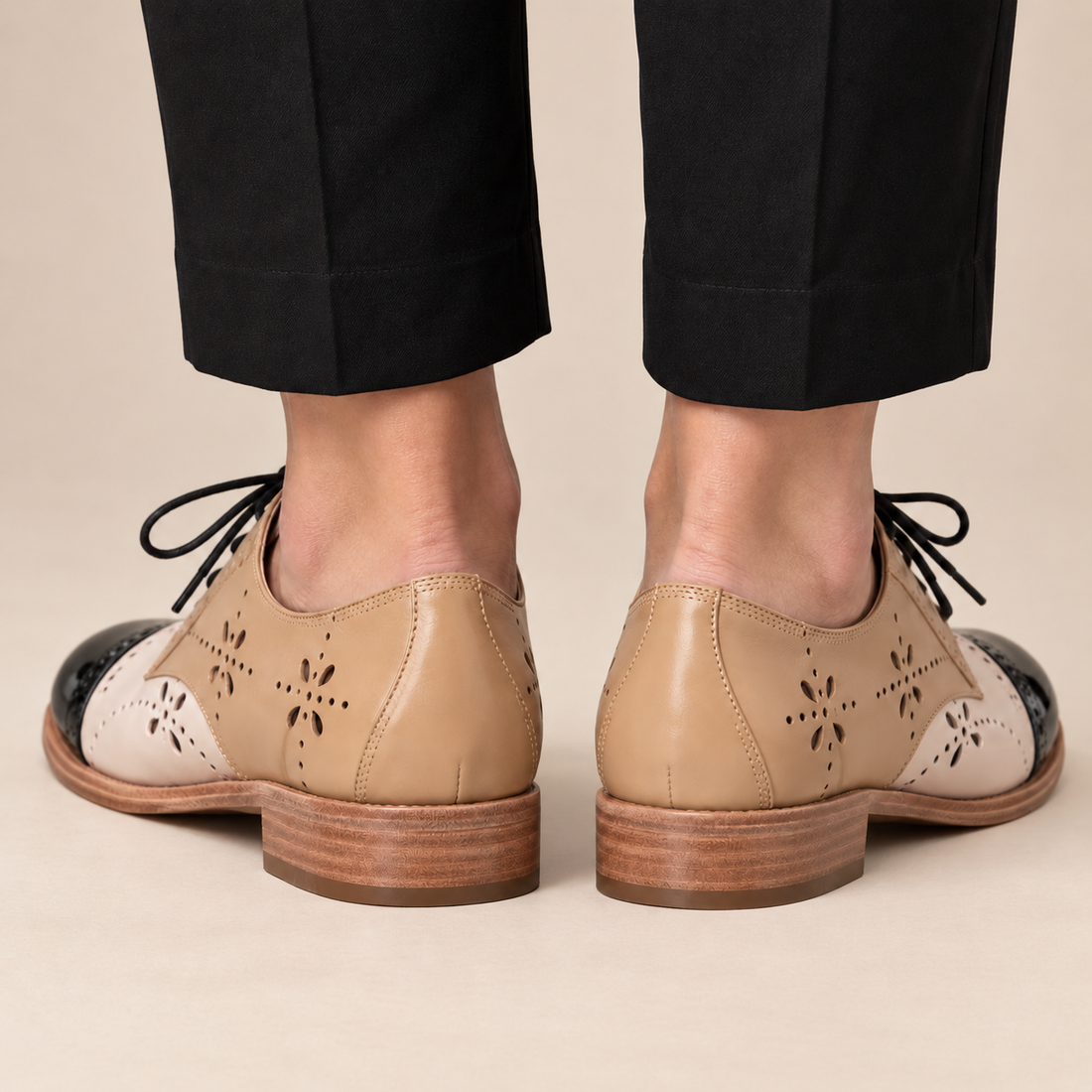 Oxfordschoenen voor dames met lage hak voor op kantoor
