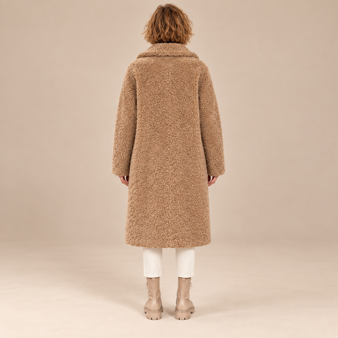 Lange teddyjas voor dames met revers
