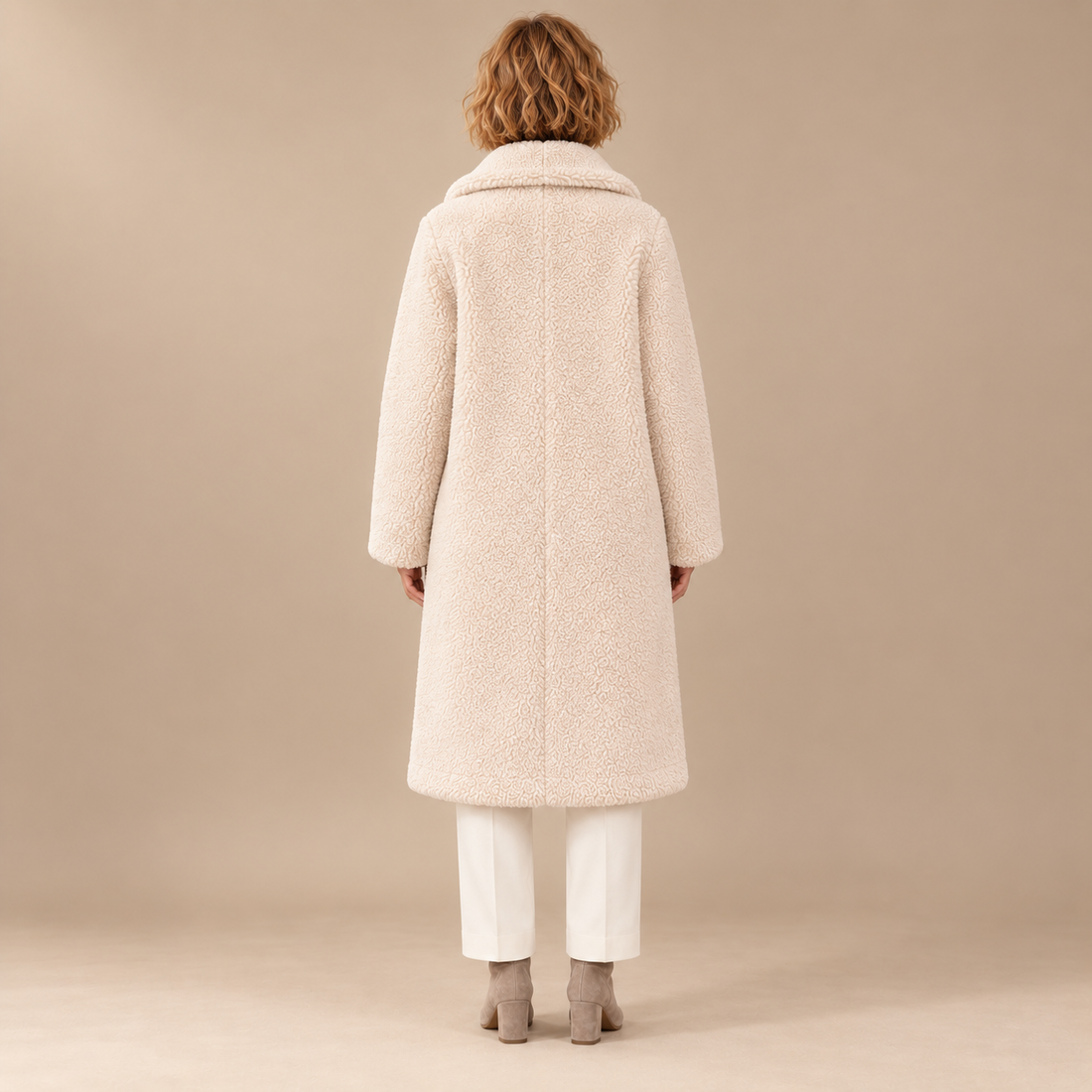 Lange teddyjas voor dames met capuchonkraag en losse pasvorm