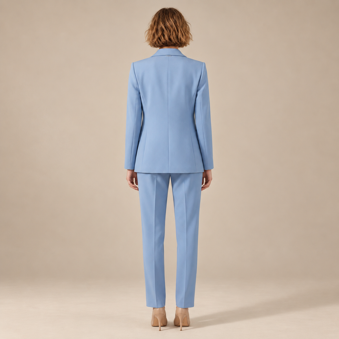 Dubbelrijige blazerset voor dames met revers en broek met rechte pijpen