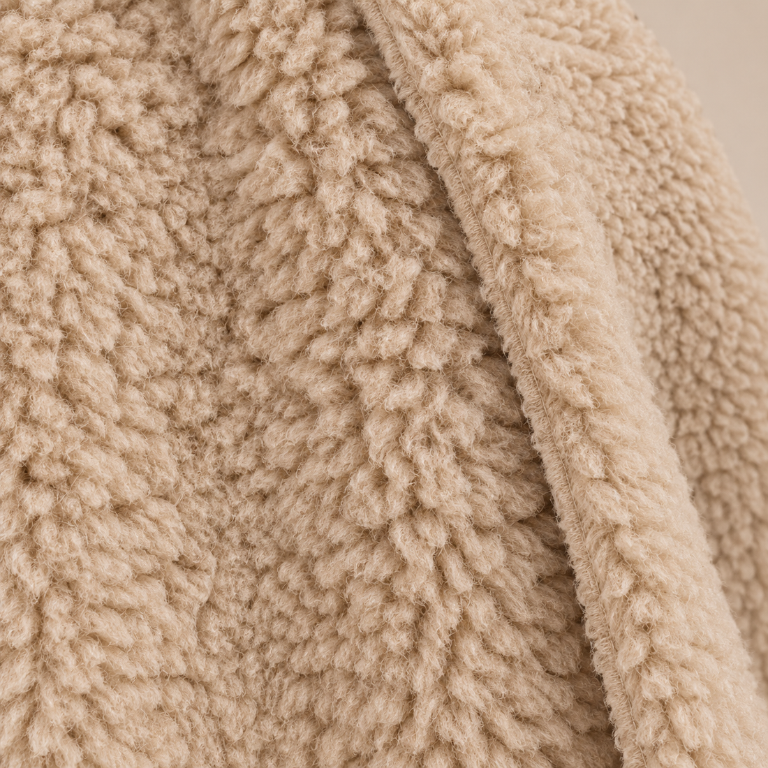 Lange teddyjas voor dames met reverskraag