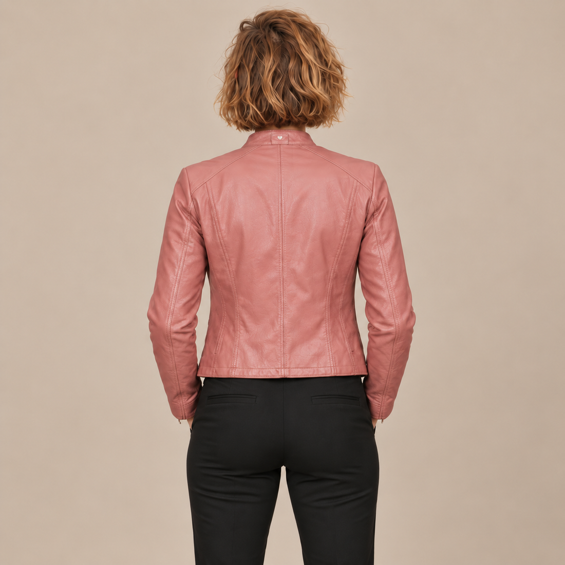 Bikerjack voor dames met opstaande kraag en ritssluiting