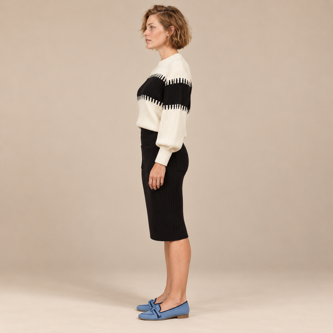 Geribde tweedelige damesset met trui in colourblock