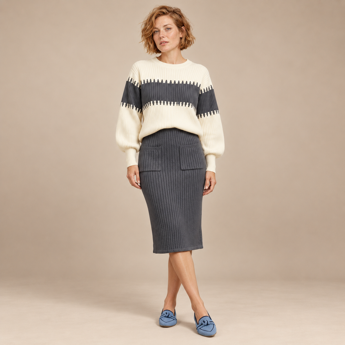 Geribde tweedelige damesset met trui in colourblock