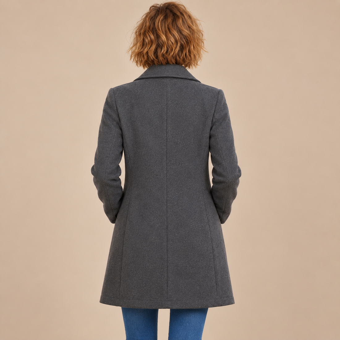 Lange winterjas voor dames met knoopsluiting en reverskraag