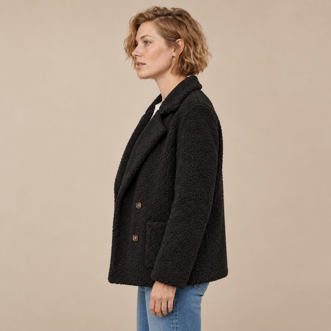 Teddyblazer voor dames met reverskraag en knoopsluiting