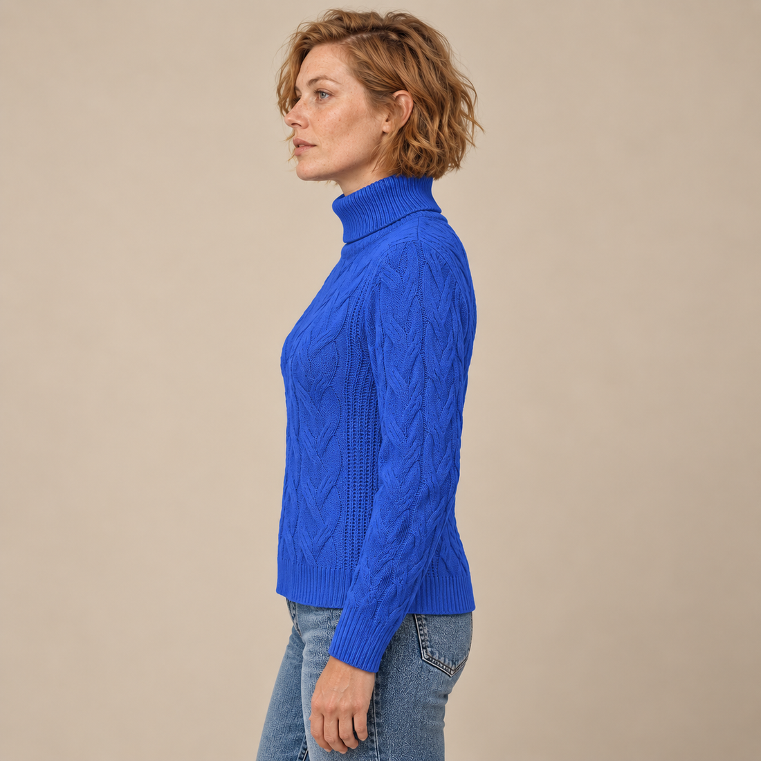 Knusse kabelgebreide coltrui voor dames