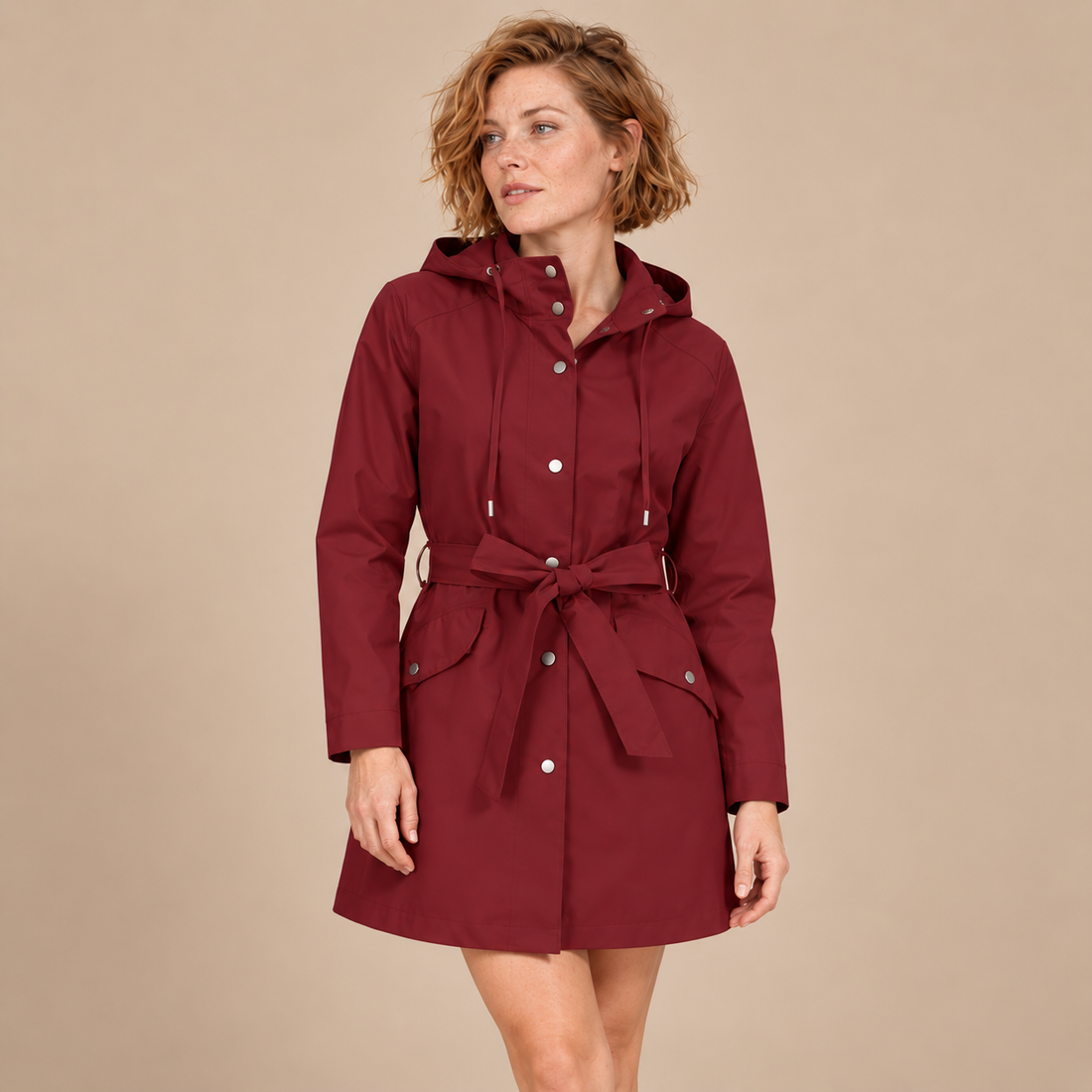 Damestrenchcoat met capuchon, ceintuur en knoopsluiting