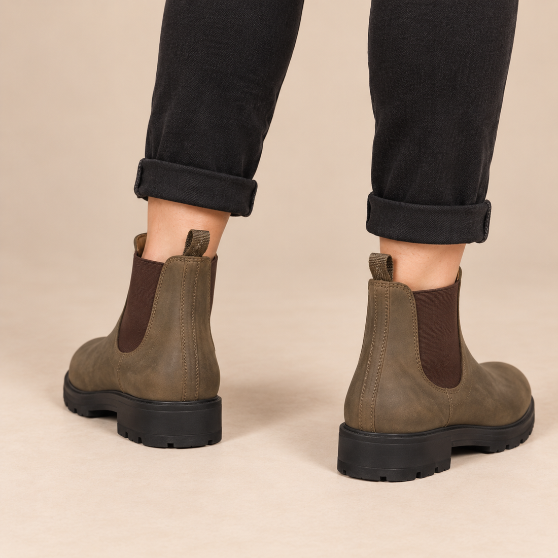 Chelsea boots voor dames met elastische inzetten en aantreklussen