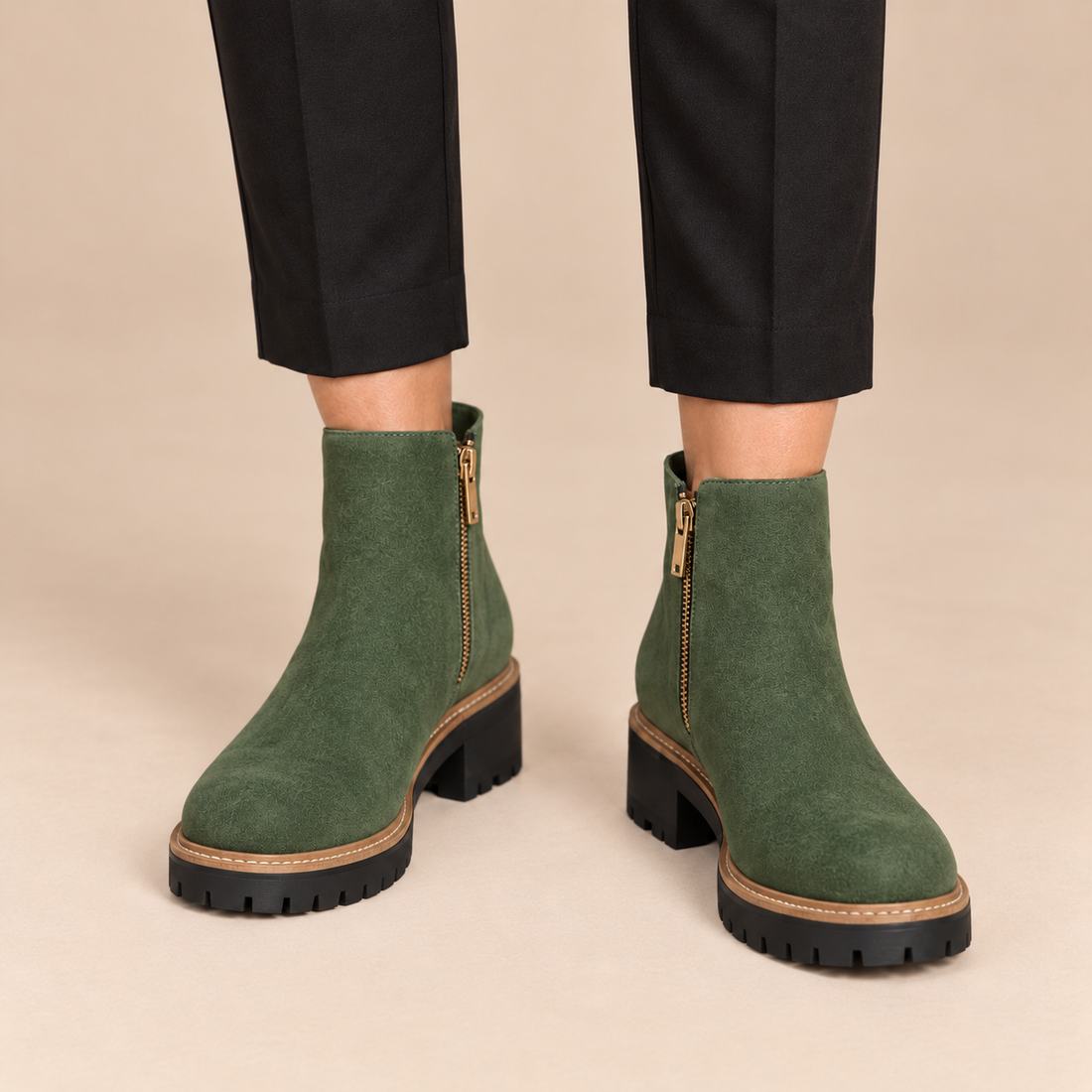 Orthopedische enkellaarsjes voor dames met zijrits voor de herfst