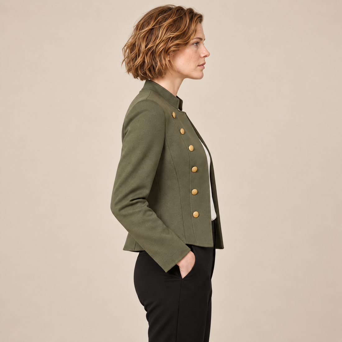Damesblazer met opstaande kraag en knoopdetails