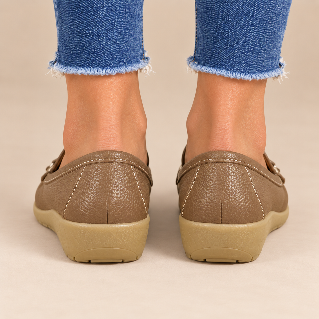 Leren damesloafers met sleehakzool en kwastjes