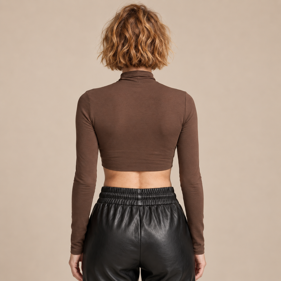 Croptop voor dames met hoge hals en lange mouwen