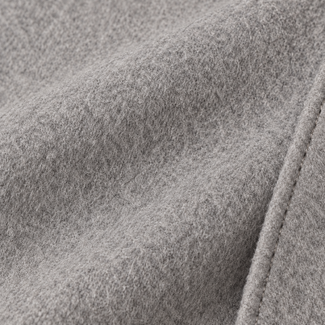 Oversized wollen damestrenchcoat met brede revers
