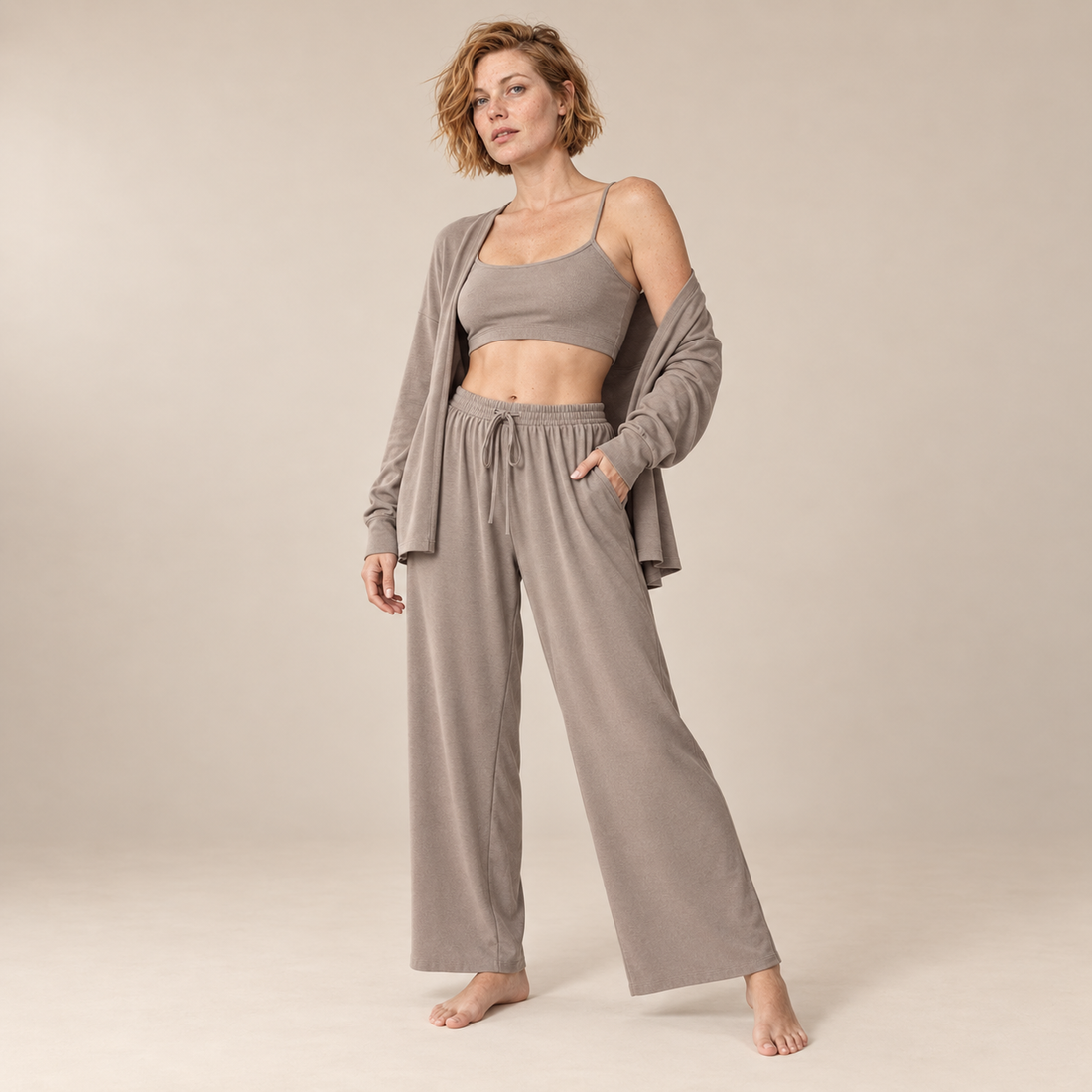 Driedelige loungeset voor dames met croptop, vest en broek