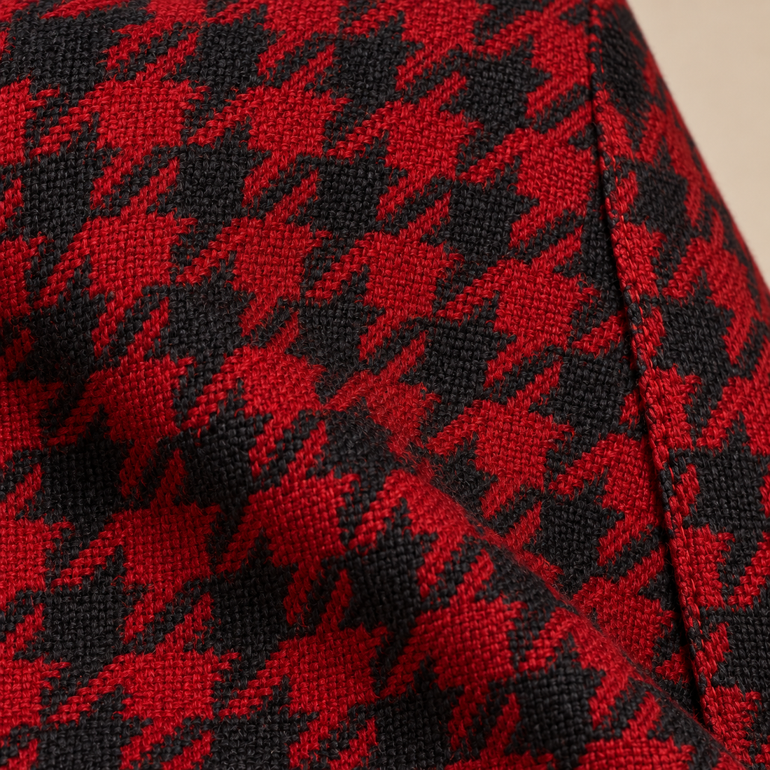 Getailleerde damesblazer met pied-de-poule en één knoop