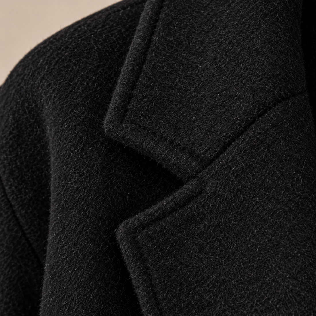 Oversized lange damesjas met klassieke revers