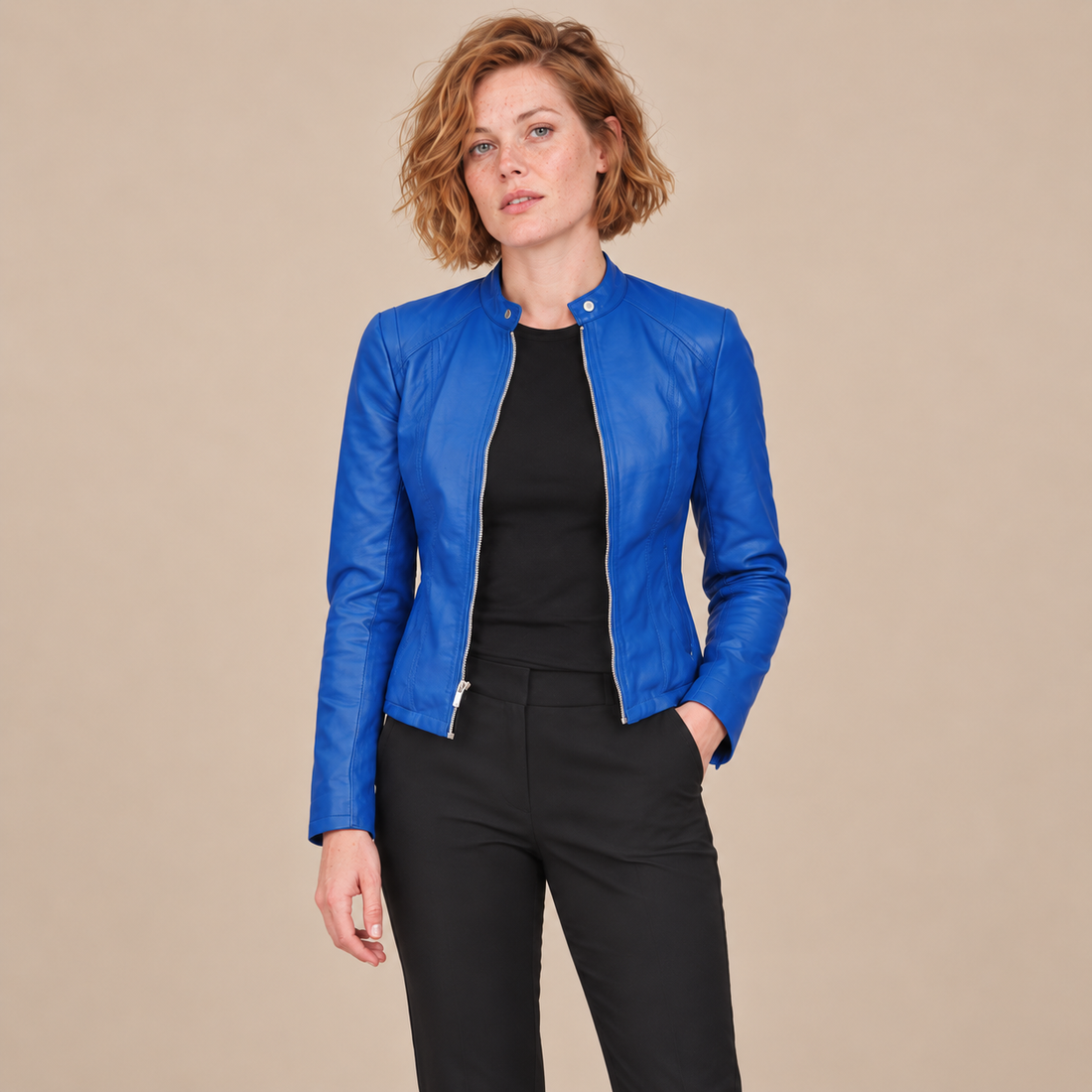 Bikerjack voor dames met opstaande kraag en ritssluiting