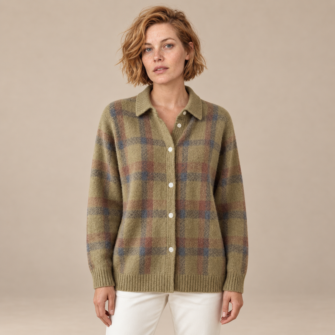 Gebreid damesvest met knoopsluiting en ruitpatroon