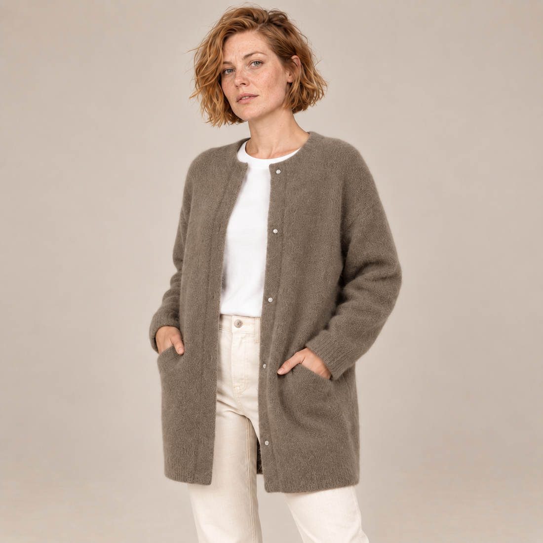 Damesvest met knoopsluiting, geribde boorden en zakken