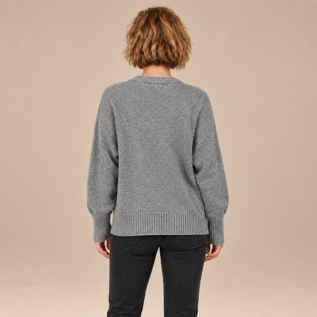 Damesvest met knoopsluiting en gewatteerde panelen