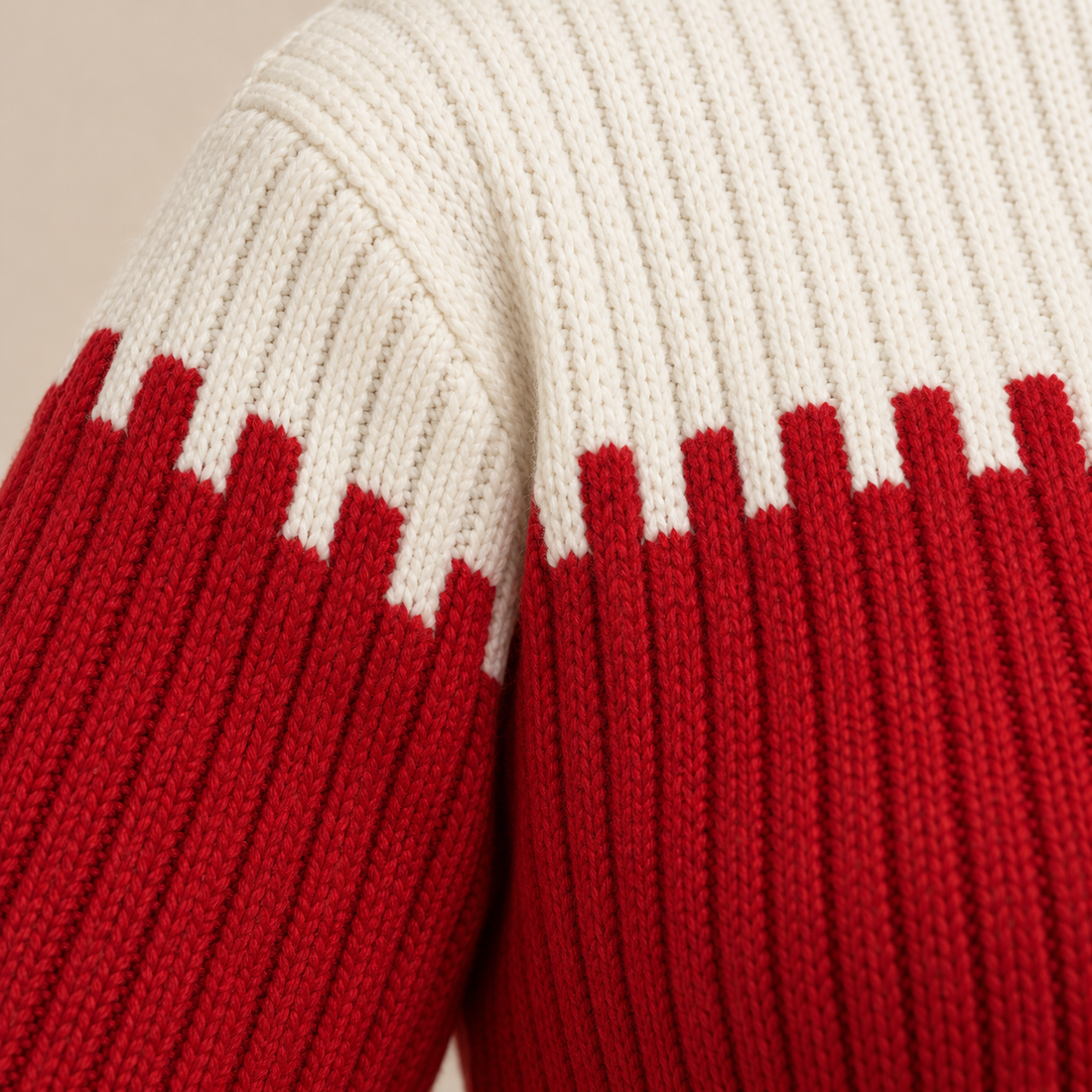 Geribde tweedelige damesset met trui in colourblock