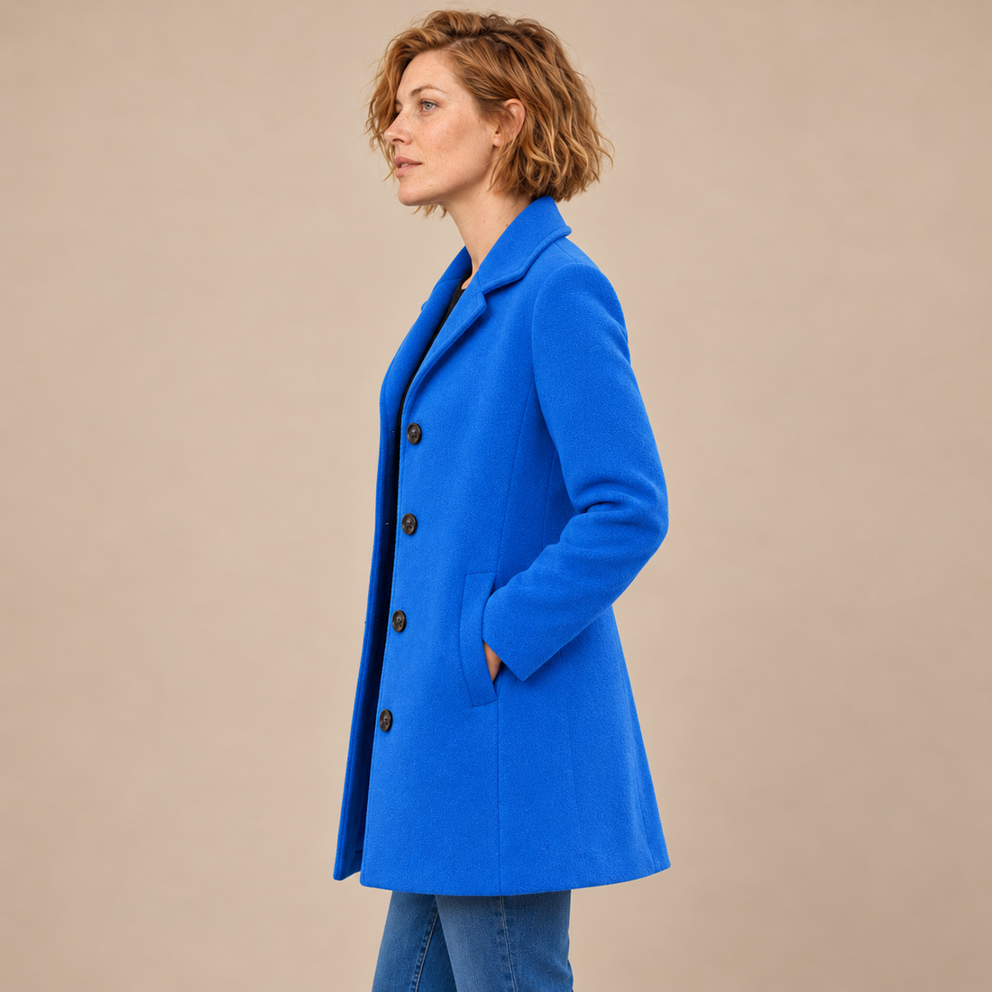 Lange winterjas voor dames met knoopsluiting en reverskraag