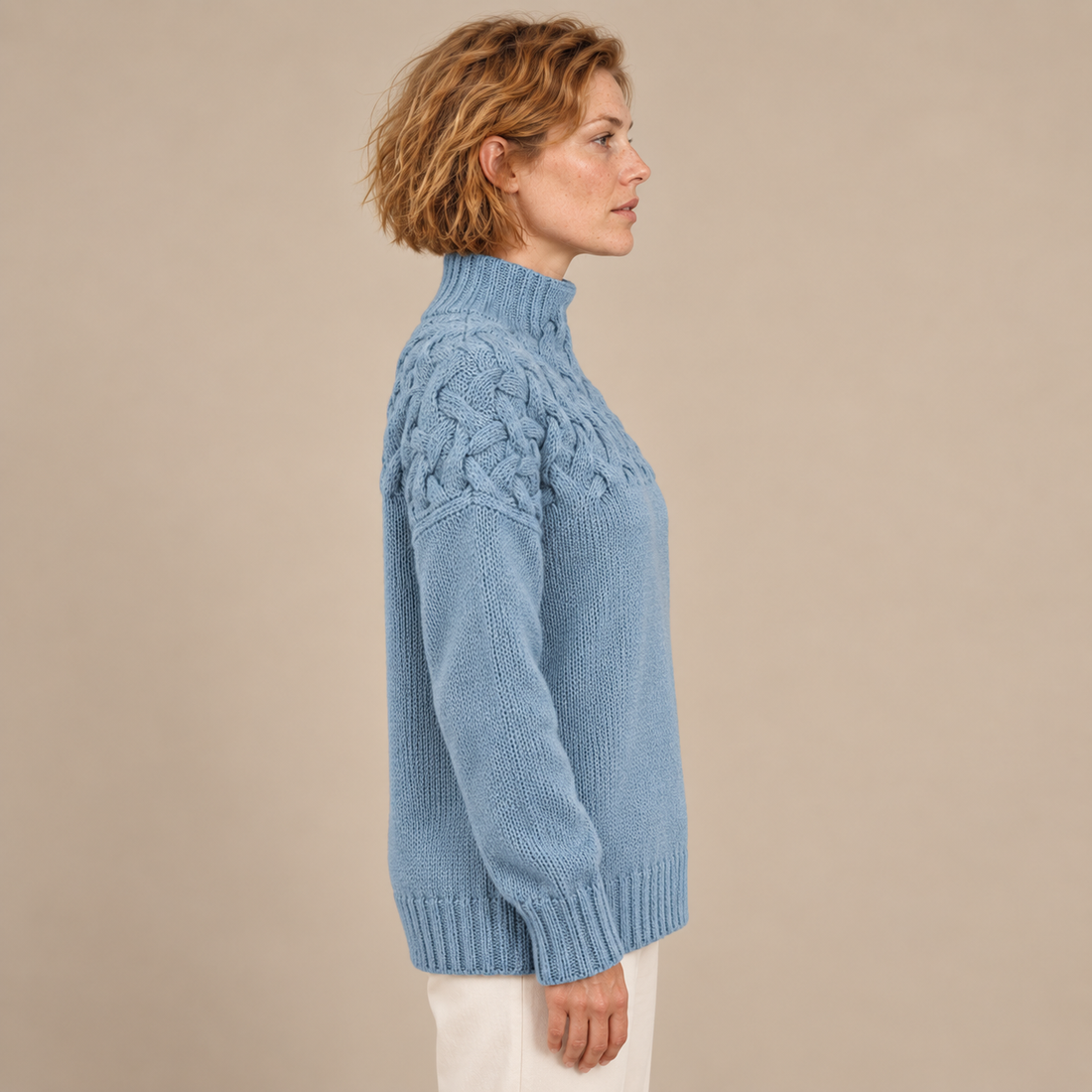 Kabeltrui voor dames met hoge col