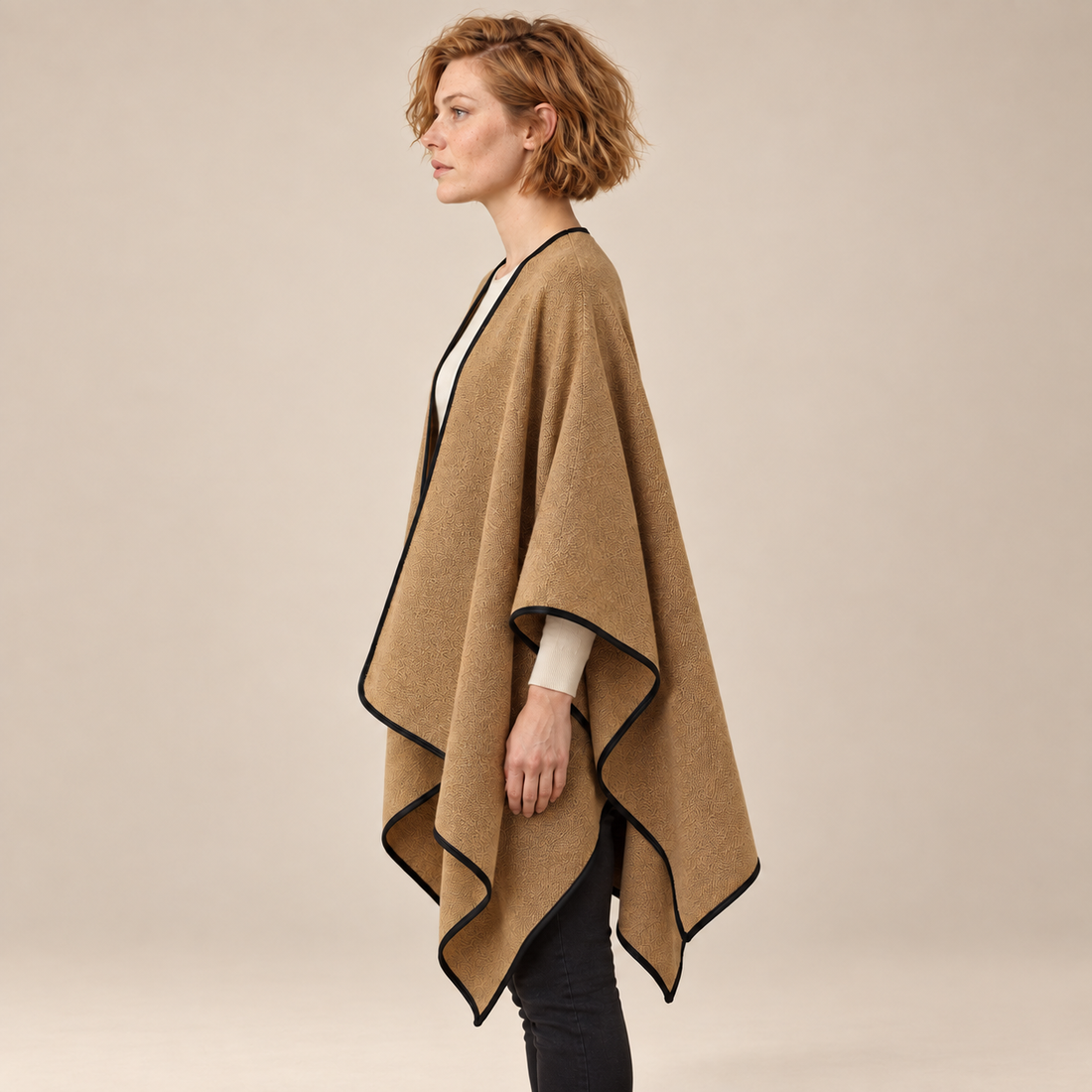 Oversized cape voor dames met contrastrand en open voorkant