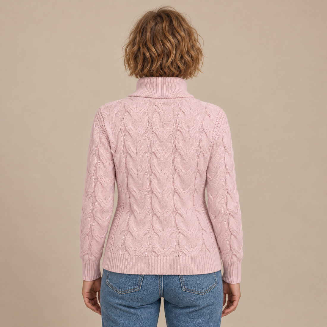 Knusse kabelgebreide coltrui voor dames