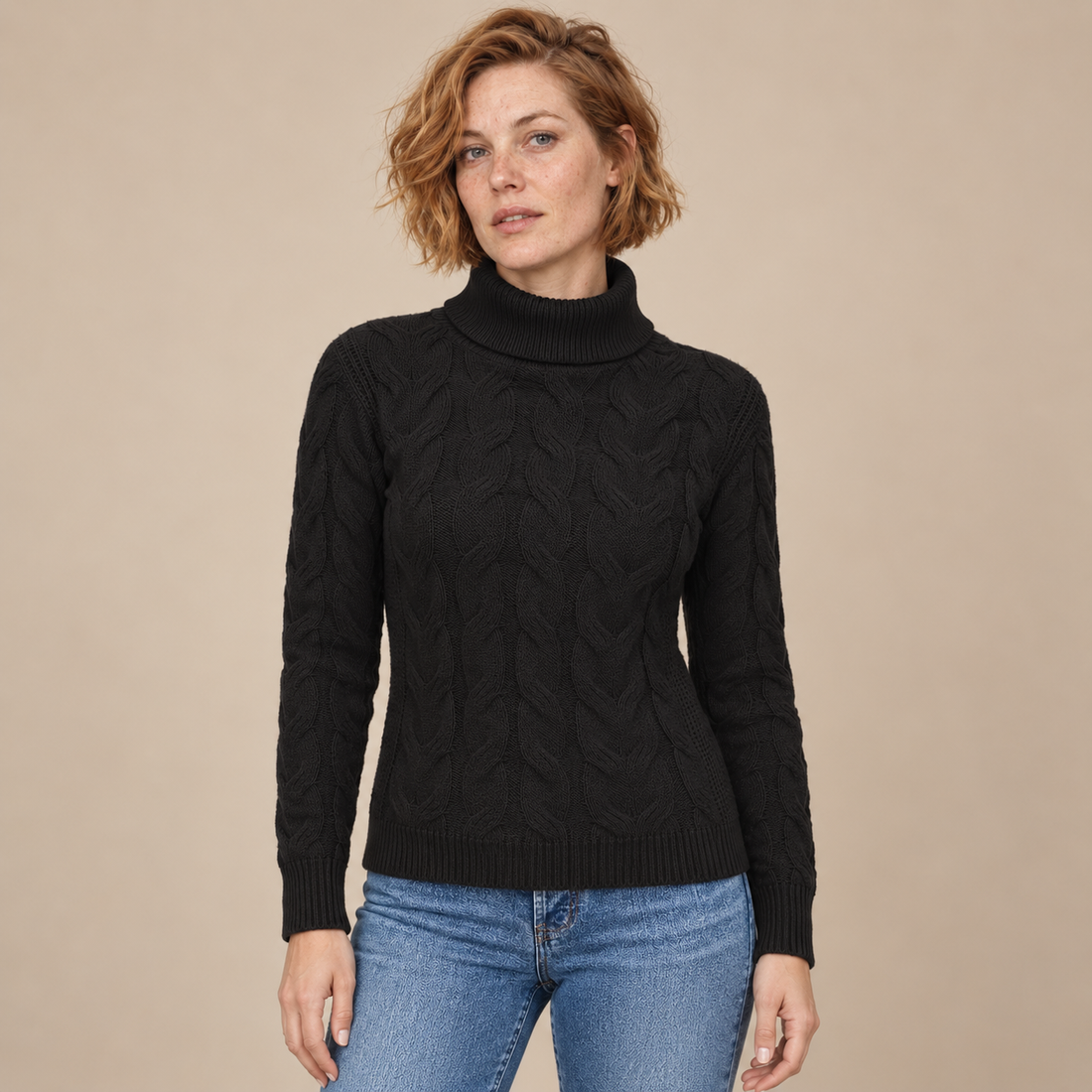 Knusse kabelgebreide coltrui voor dames