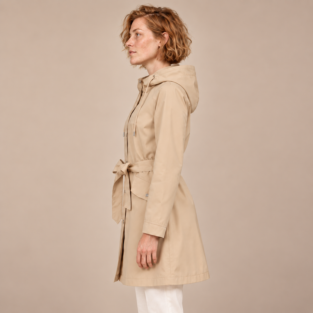 Damestrenchcoat met capuchon, ceintuur en knoopsluiting
